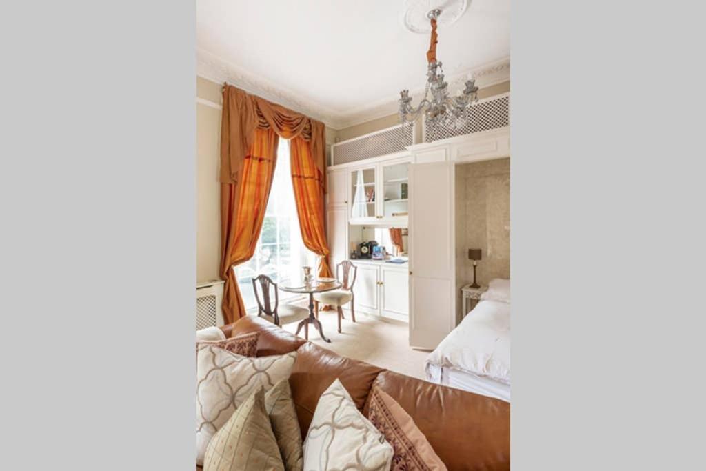 Apartament Beautiful Studio With Private Outside Terrace Bath Zewnętrze zdjęcie